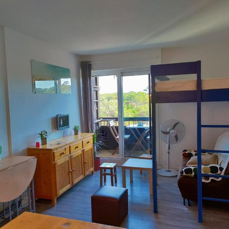 studio à l'océan au dessus des pins (plage & commerces à pied) - Studio - 2