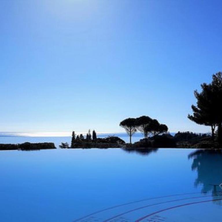 Garden level for 5 people with sea view - Villa - 80