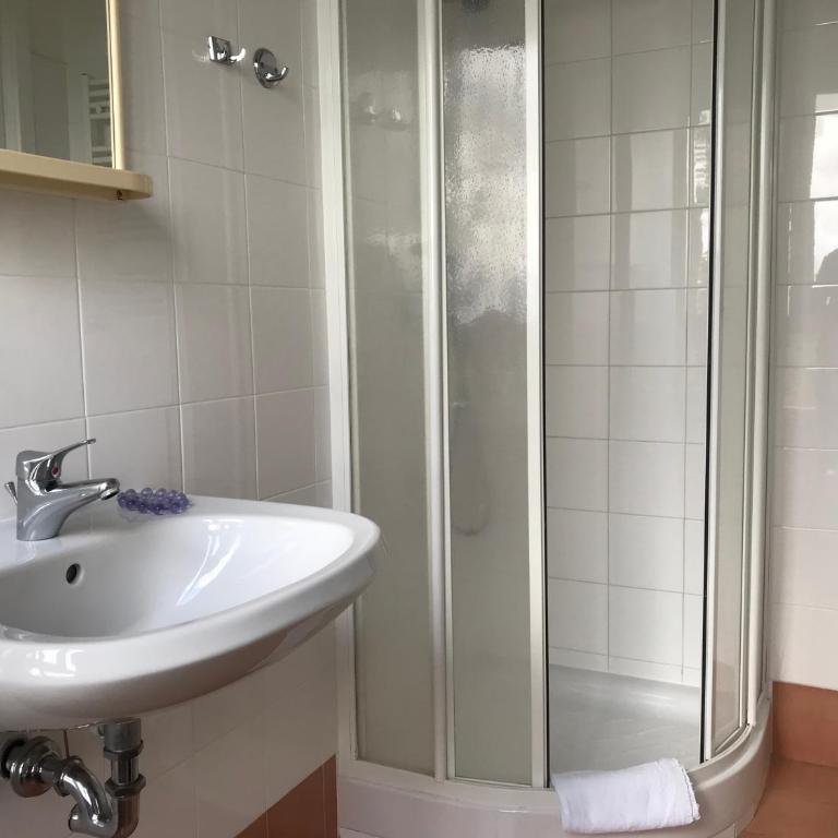 Dom Polski Jana Pawła II - Casa per ferie - Camera Doppia con Letti Singoli con Bagno Privato - 5
