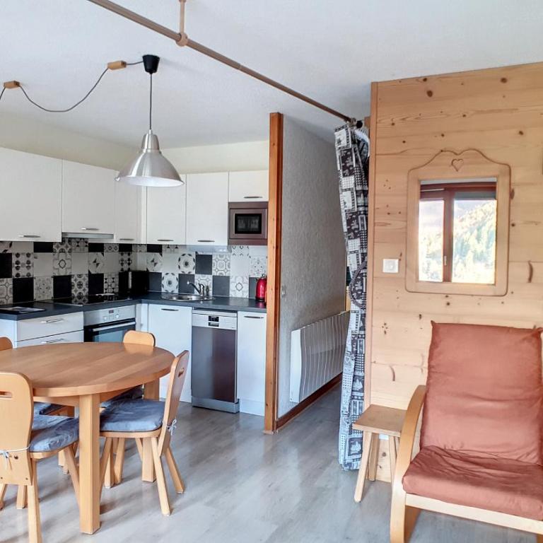 LOCATION APPARTEMENT AVEC ACCES PISCINE - CENTRE SAINT JEAN D'AULPS STATION - 5 Personnes - DAILLE 16 - Appartement Supérieur - 3