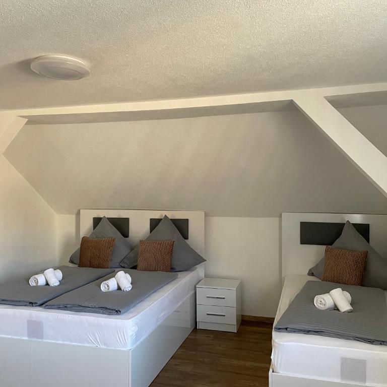 my Hostel Füssen - Großes Doppel-/Zweibettzimmer - 4