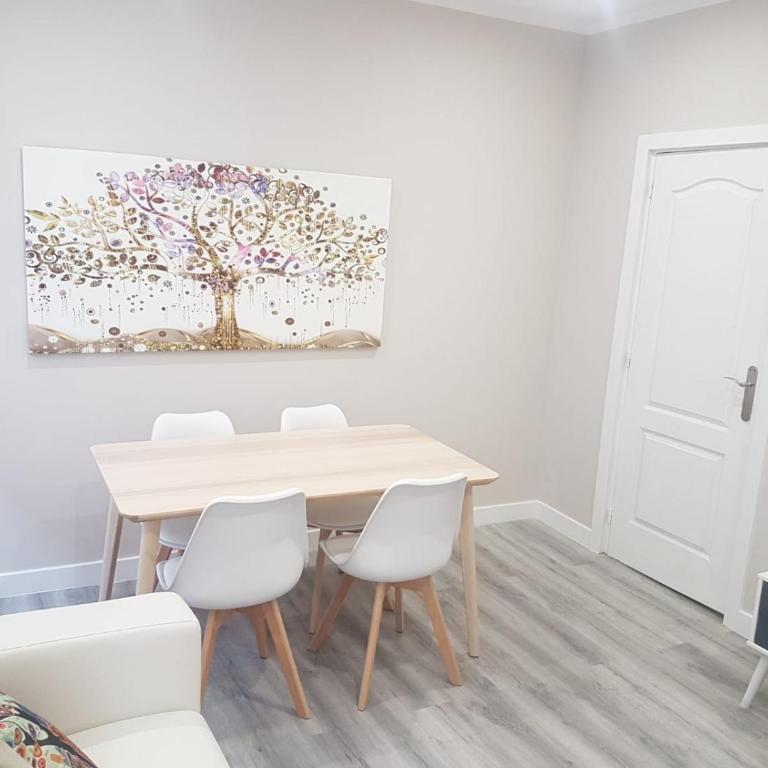 Bilbao Cozy Apartment with free Wifi - Two-Bedroom Apartment - 5
