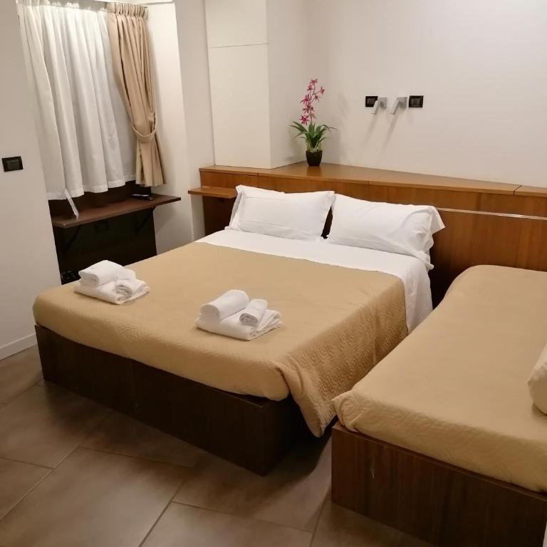 Accomodation Verona - City Centre - Triple Room - 6