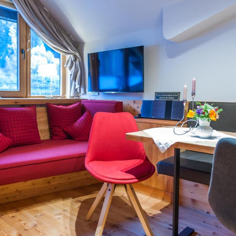 Arlsuites - Apartment mit 2 Schlafzimmern und Balkon - 3