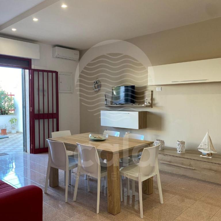 Bella Vita - Piano Terra By Cala Salento - Two-Bedroom Apartment - 1