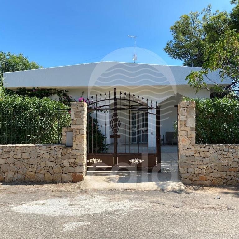 Villa Sebastia - 100m dalla spiaggia By Cala Salento - Three-Bedroom Villa - 54