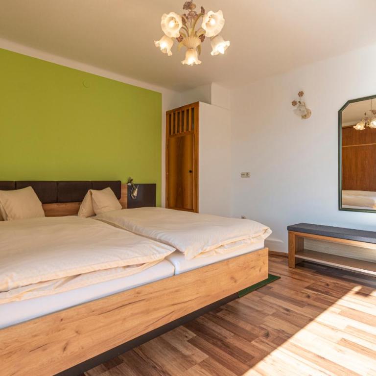 Aberseeblick Pension Ellmauer - Apartment mit 3 Schlafzimmern (6 Erwachsene) - 23