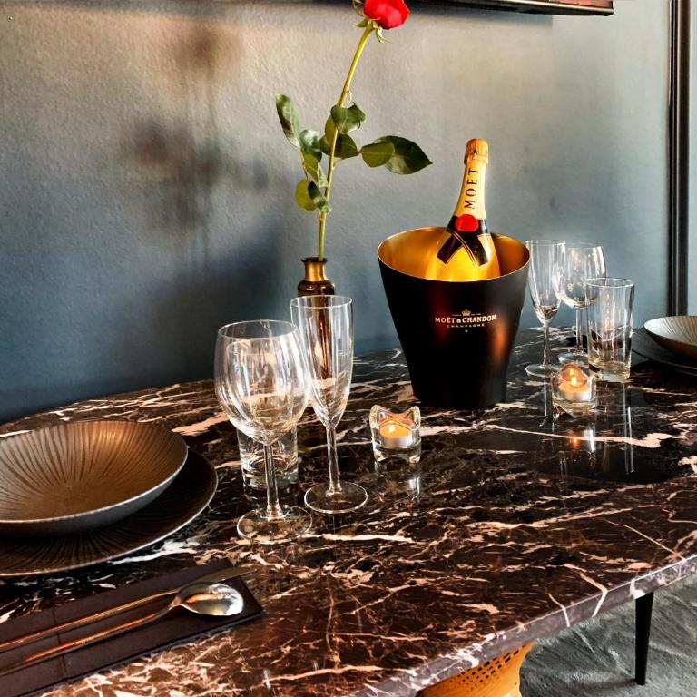 LIFE VOYAGE & SPA - Strasbourg's City Center Luxury Experience - Suite Deluxe - Private Sauna & 'Whirpool Bath' - 22