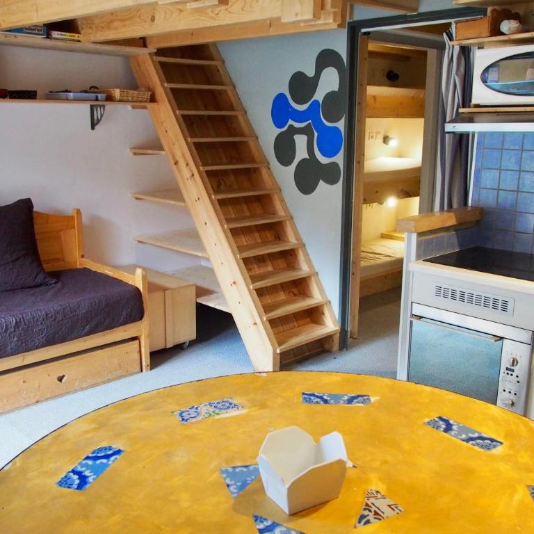 RisoulSki Constellation - Altaïr 06 - Appartement - 5 à 10 personnes – RDC – 1 chambre + mezzanine - 30m2 - 23