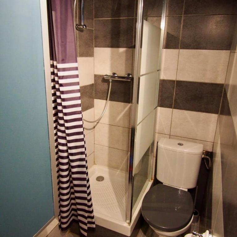 RisoulSki Constellation - Altaïr 06 - Appartement - 5 à 10 personnes – RDC – 1 chambre + mezzanine - 30m2 - 8