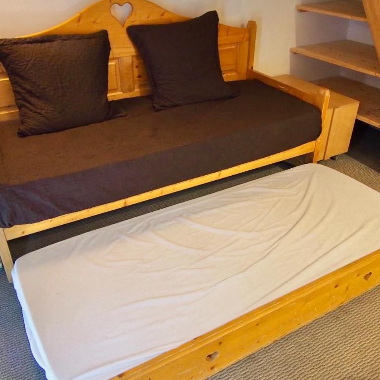 RisoulSki Constellation - Altaïr 06 - Appartement - 5 à 10 personnes – RDC – 1 chambre + mezzanine - 30m2 - 9