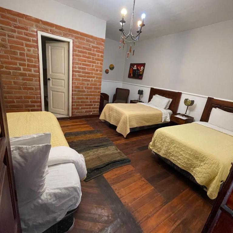 Hotel Cantuña - Habitación Triple Estándar - 1