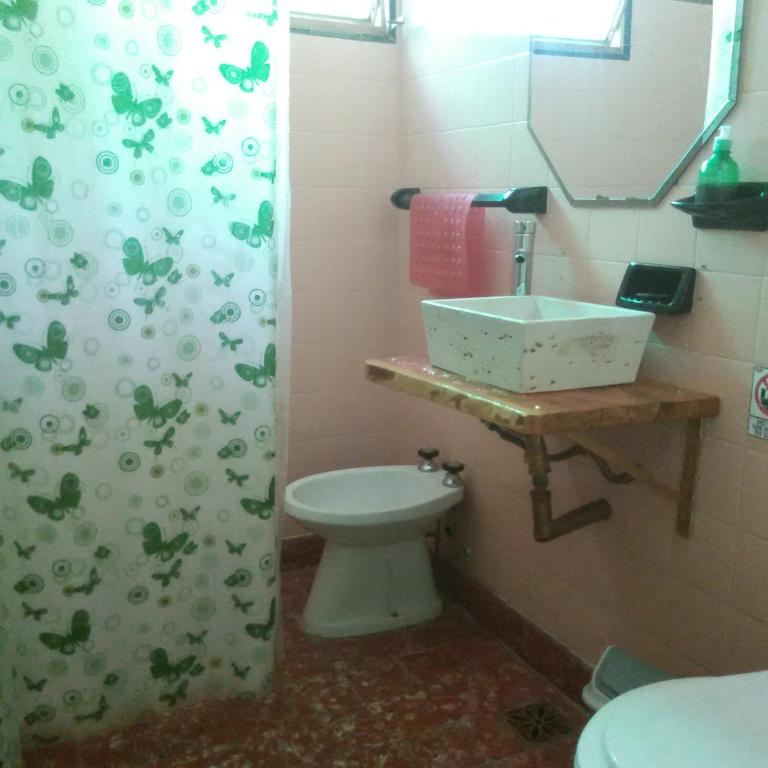 La Casa de Ramatis Posada - Quadruple Room with Private Bathroom - 9