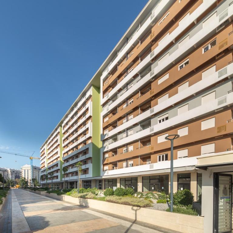 Consulate - One-Bedroom Apartment - 5