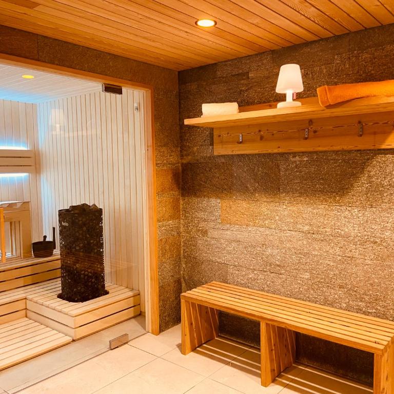 Chalet Pleine Vue & Spa - Two-Bedroom Apartment with Balcony - 21
