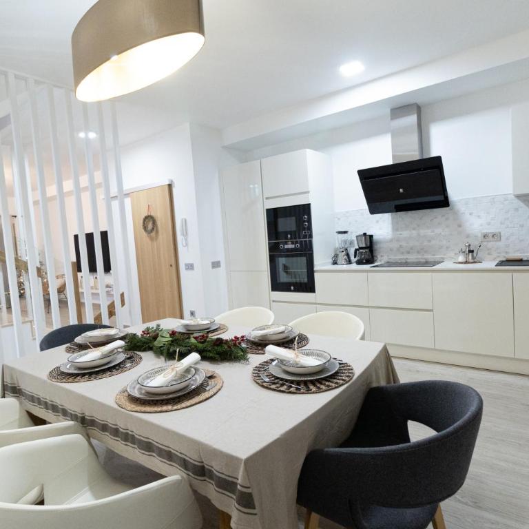 Tita Suite - Two-Bedroom House - 4