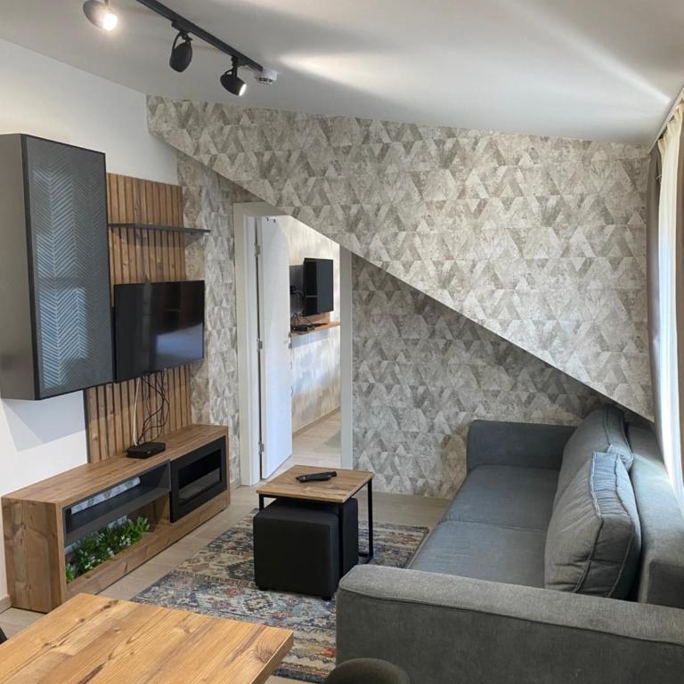 KopLux Milmari Spa - One-Bedroom Apartment - 1