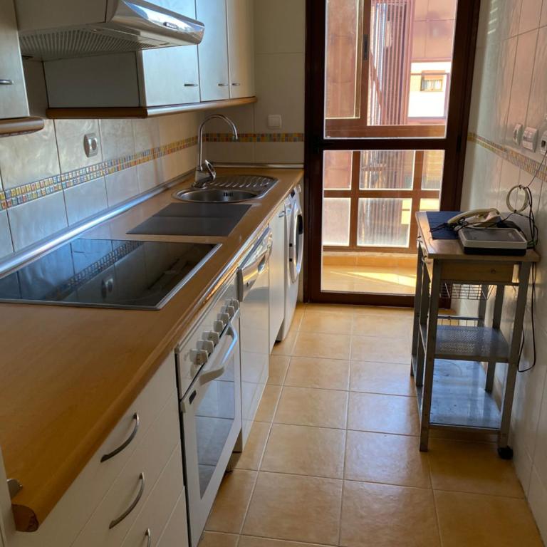Apartment Madrid Barajas - Two-Bedroom Apartment - 12