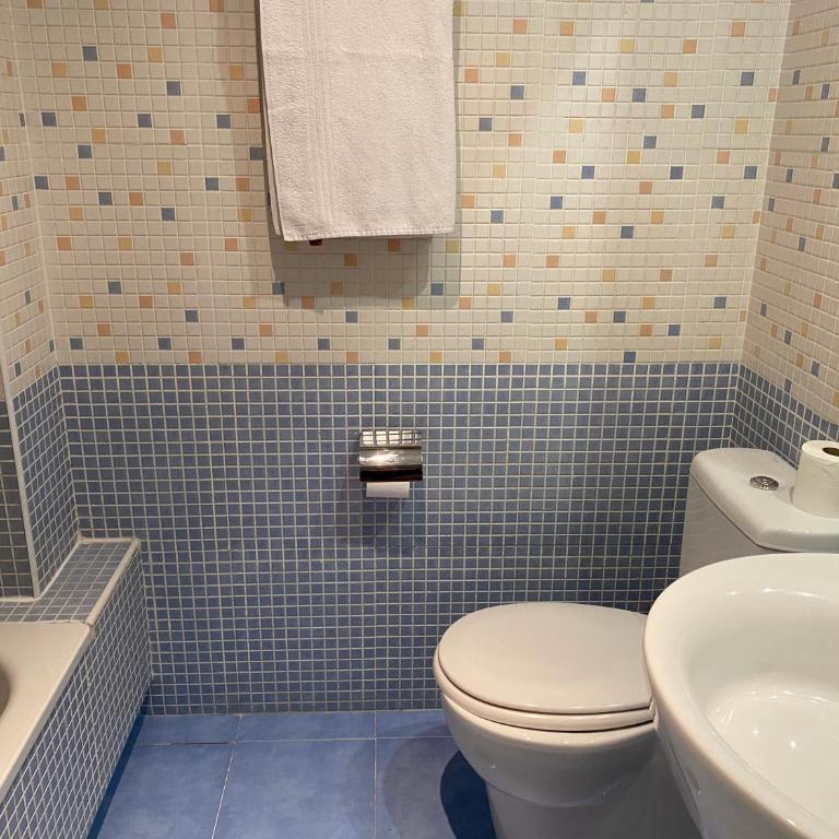 Apartment Madrid Barajas - Two-Bedroom Apartment - 14