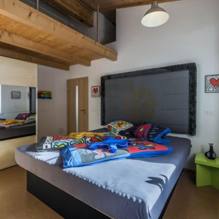 Zillertal Residenz - Three-Bedroom Apartment - 70