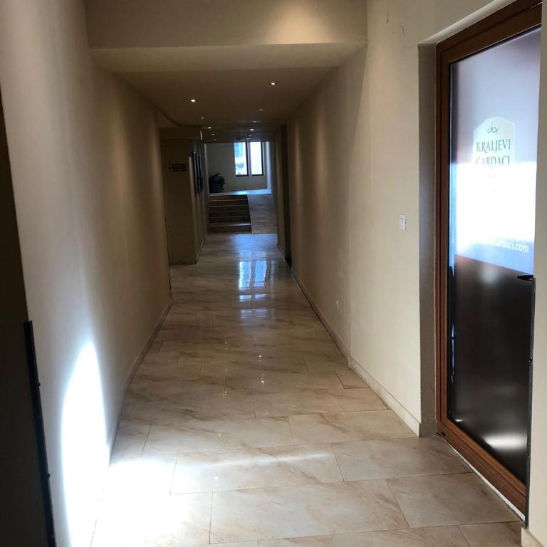 Apartman Kraljevi čardaci Makica Kopaonik sa garazom - One-Bedroom Apartment - 31