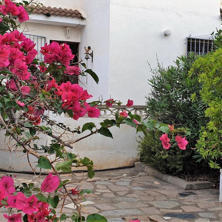 Villa Aquamarina 600 m vom Meer, Casa in Miami Platja, Ferienhaus mit Garten, WLAN, Garage, Terrasse, Grill - Villa de 3 dormitorios - 3