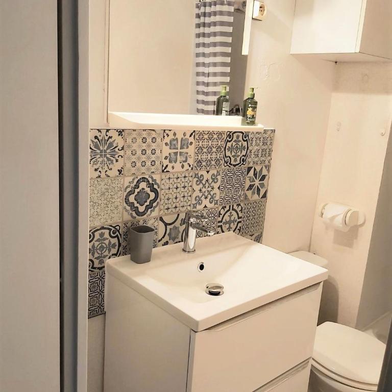 Studio Meublé L'Orée du Parc - Apartment - 17