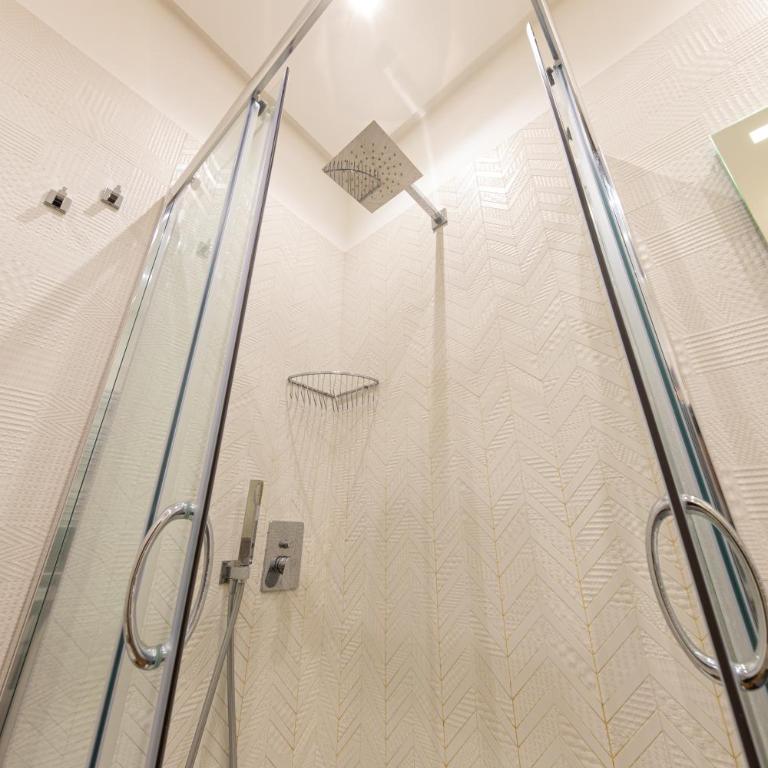 Duomo Suite - Appartamento con 2 Camere da Letto - 25