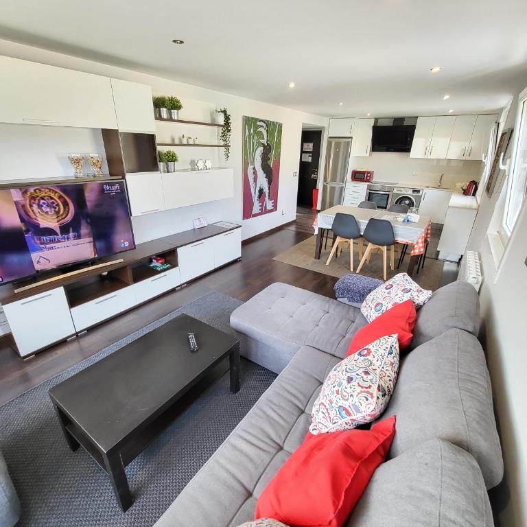 A 50 metros del Paseo Marítimo - Apartamento - 6