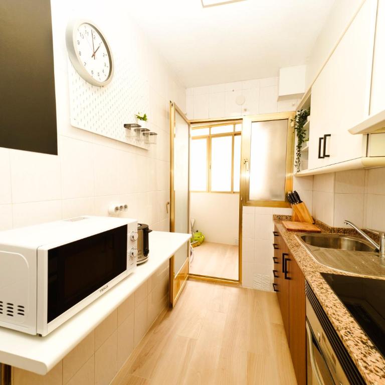 Apartamento Aliaga - Two-Bedroom Apartment - 12