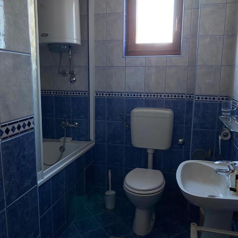 Apartmani Marija - One-Bedroom Apartment with Fireplace - 10