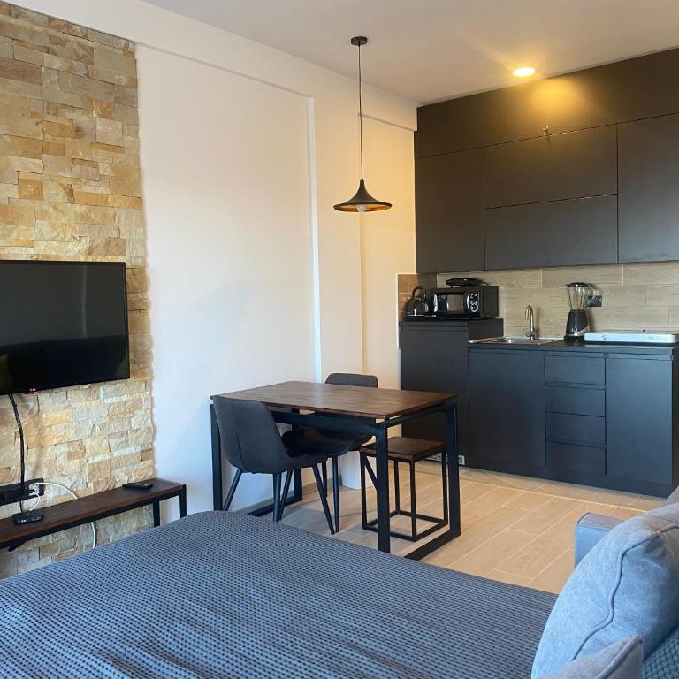 Milmari Lux N8 - One-Bedroom Apartment - 32