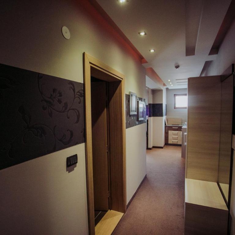MILMARI CENTRAL Private apartments - One-Bedroom Apartment - 8