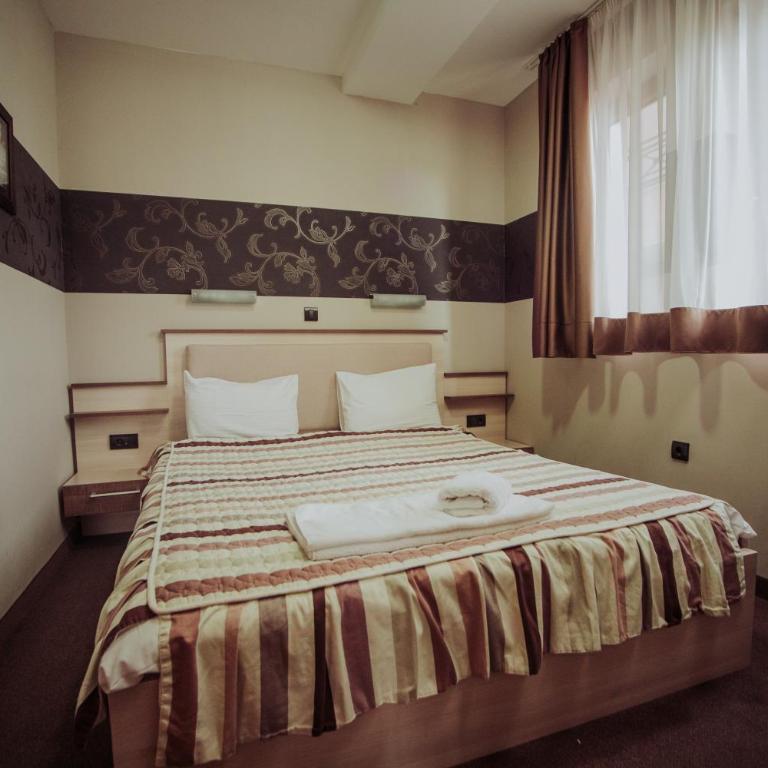MILMARI CENTRAL Private apartments - One-Bedroom Apartment - 12