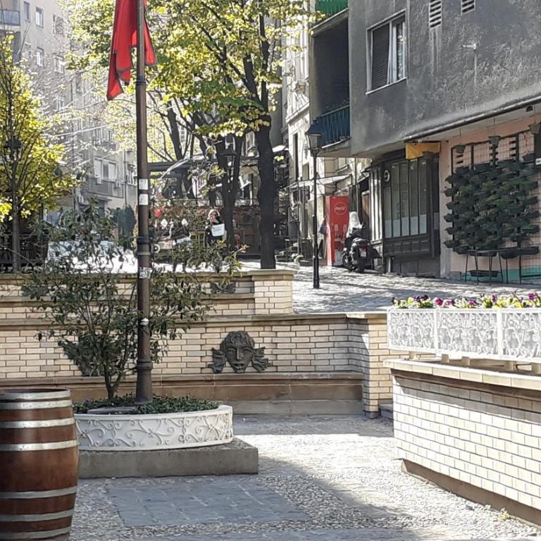 Iv Skadarlija - Studio - 25