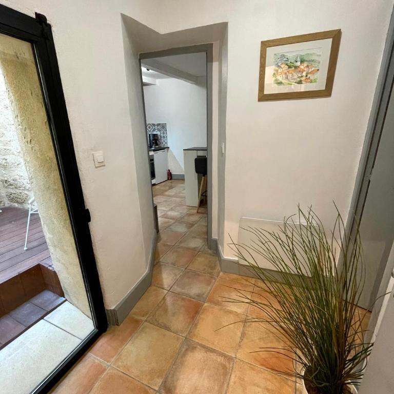 Maison de Roche-Uzès Centre Historique L' Ucetia - Appartement 1 Chambre - 12