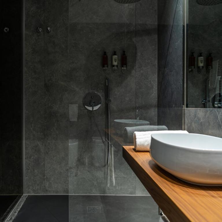 InCanto - Standard Double Room - 6