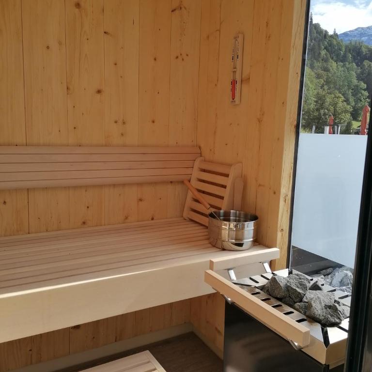 Das Graseck - mountain hideaway & health care - Zimmer Spa Nest mit eigener Sauna und Sonnenterrasse mit Panoramablick - 2