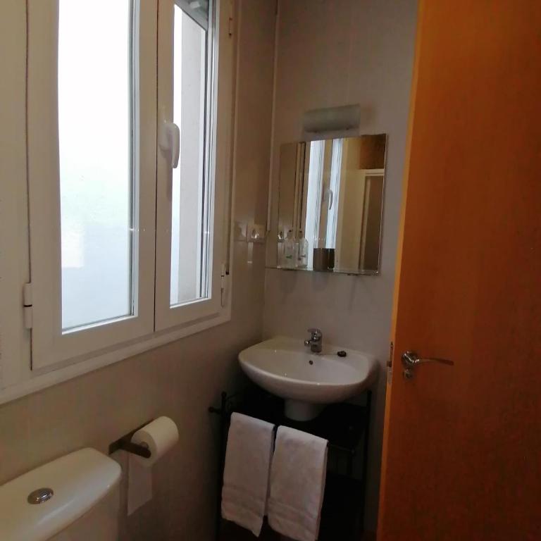Alojamiento Temporal el Puente - Apartment with Balcony - 3
