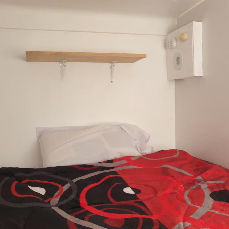 SK Hostal - Cama en habitación compartida mixta de 6 camas - 19