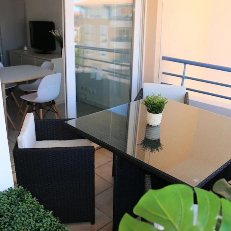 Port-Fréjus, LE PALADIEN, appartement 2 pièces climatisé, terrasse & parking - Appartamento con 1 Camera da Letto - 24