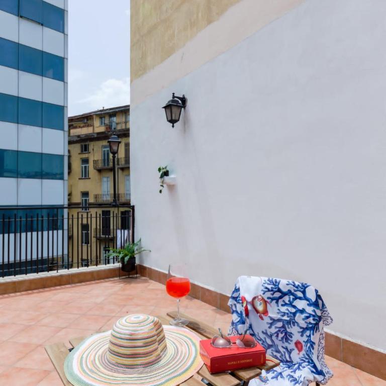 Masaniello Apartment - Camera Tripla con Terrazza - 5