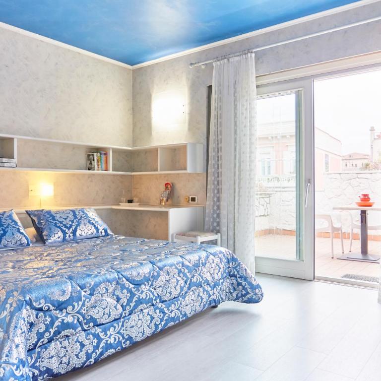 HOTEL Villa Lilla - Camera Matrimoniale Comfort con Balcone - 5