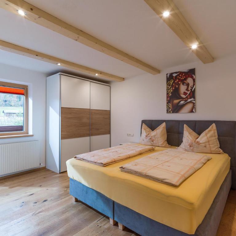 Ferienwohnung Schmiderer - Two-Bedroom Apartment - 11