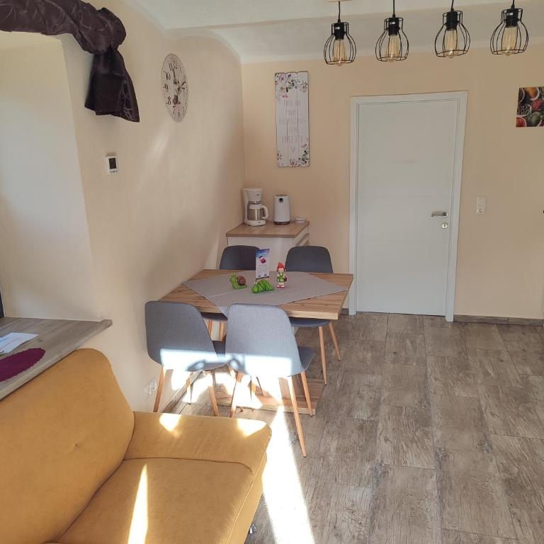 Berg & See Appartements - Apartment mit 1 Schlafzimmer und Terrasse - 16