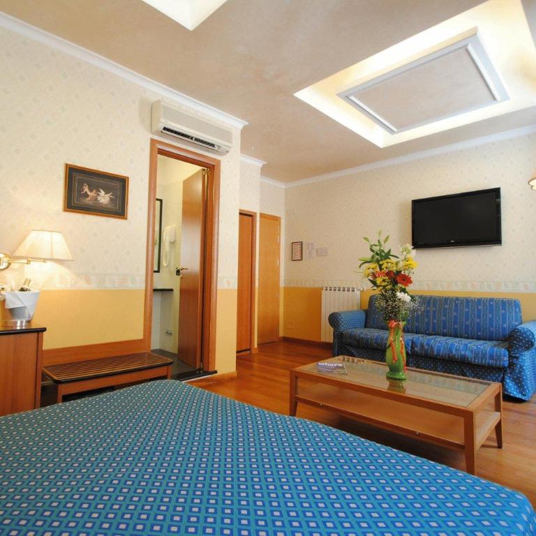 Hotel Verona Rome - Camera Quadrupla - 6