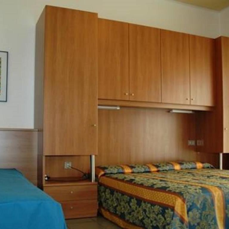 Pensione Villa Joli - Camera Tripla - 1