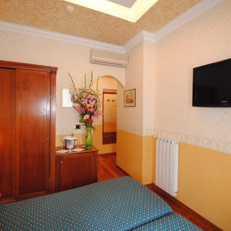 Hotel Verona Rome - Camera Matrimoniale/Doppia con Letti Singoli - 13