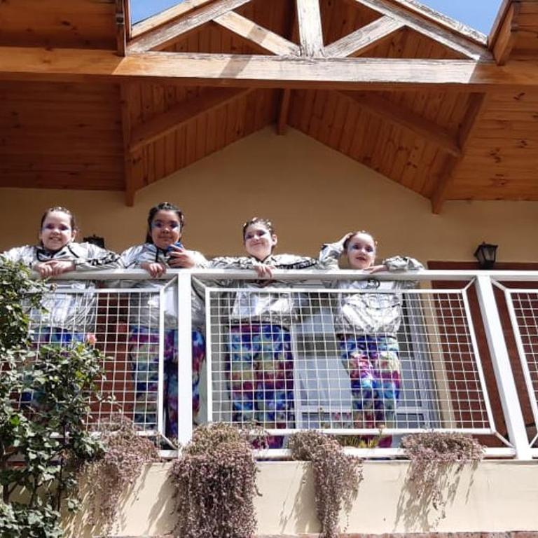 Casa de Franchesca HOSTEL - Three-Bedroom House - 17