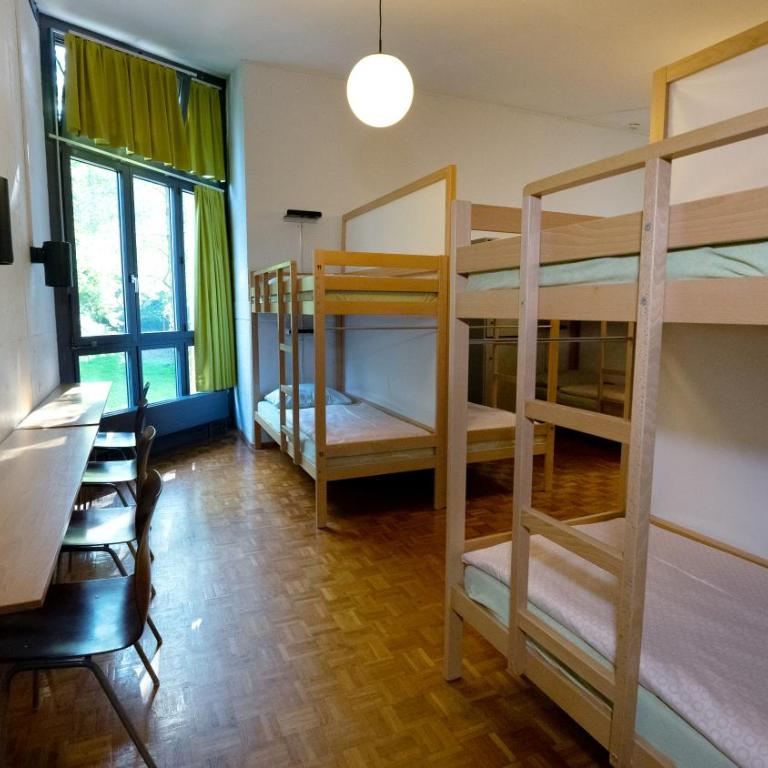 Luzern Youth Hostel - Bett im 20-Bett-Schlafsaal für Frauen - 2